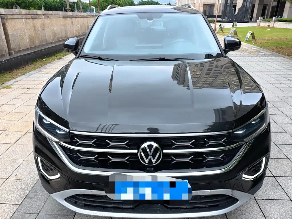 VOLKSWAGEN TAYRON 2024