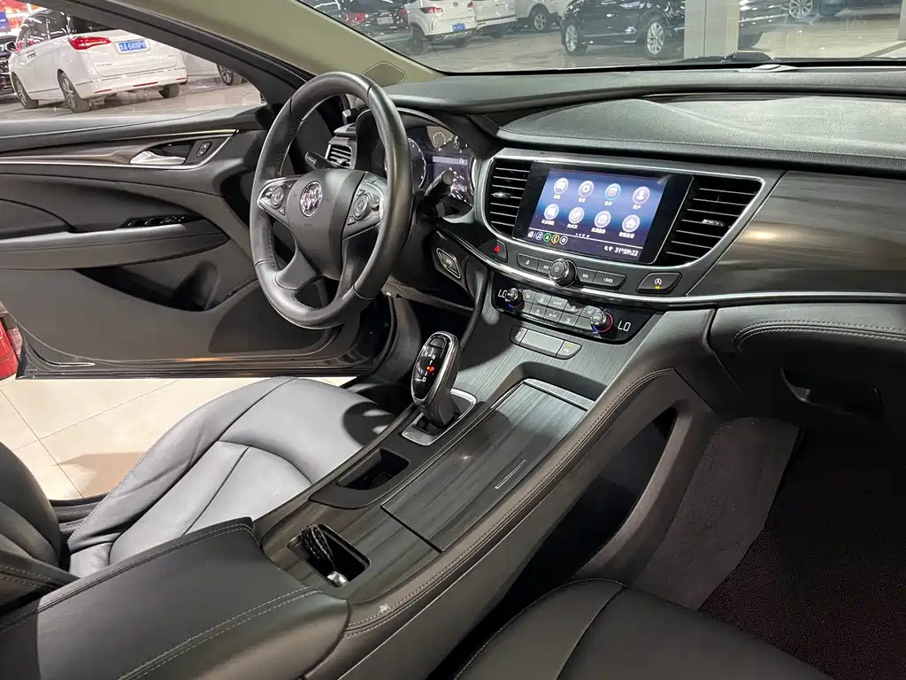 BUICK LACROSSE 2021