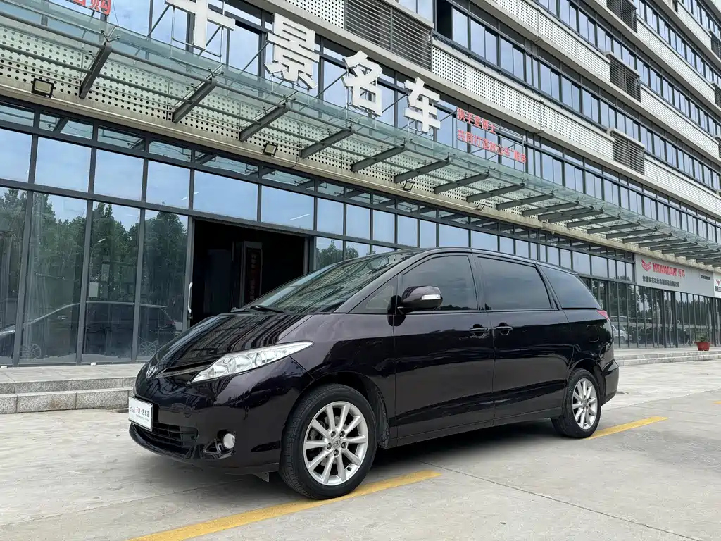 TOYOTA PREVIA 2012
