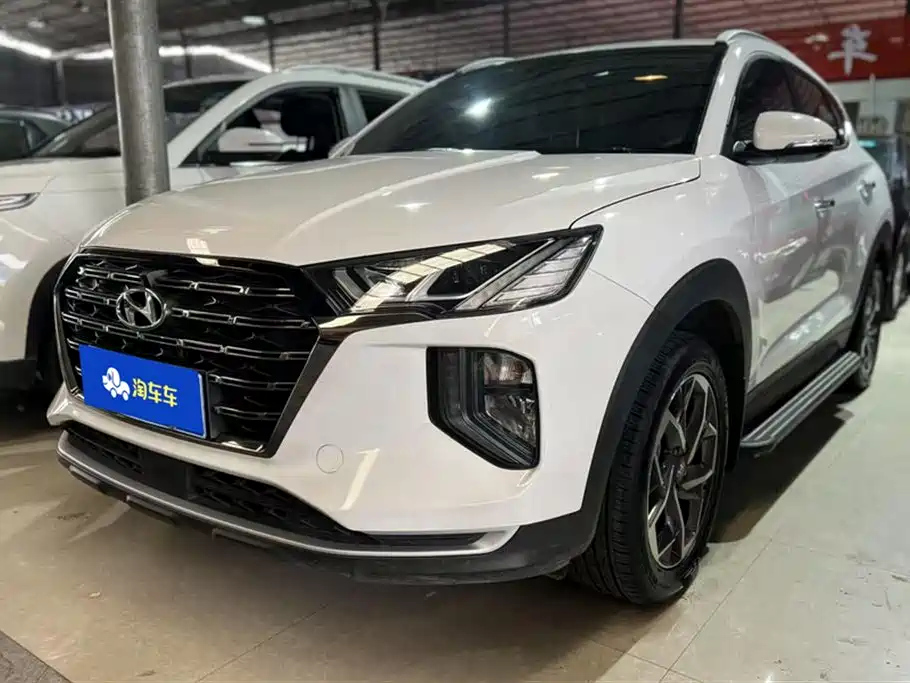 HYUNDAI TUCSON 2020