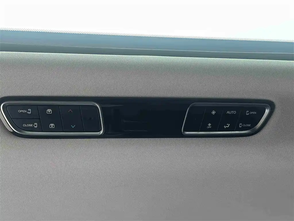 TRUMPCHI M8 2024