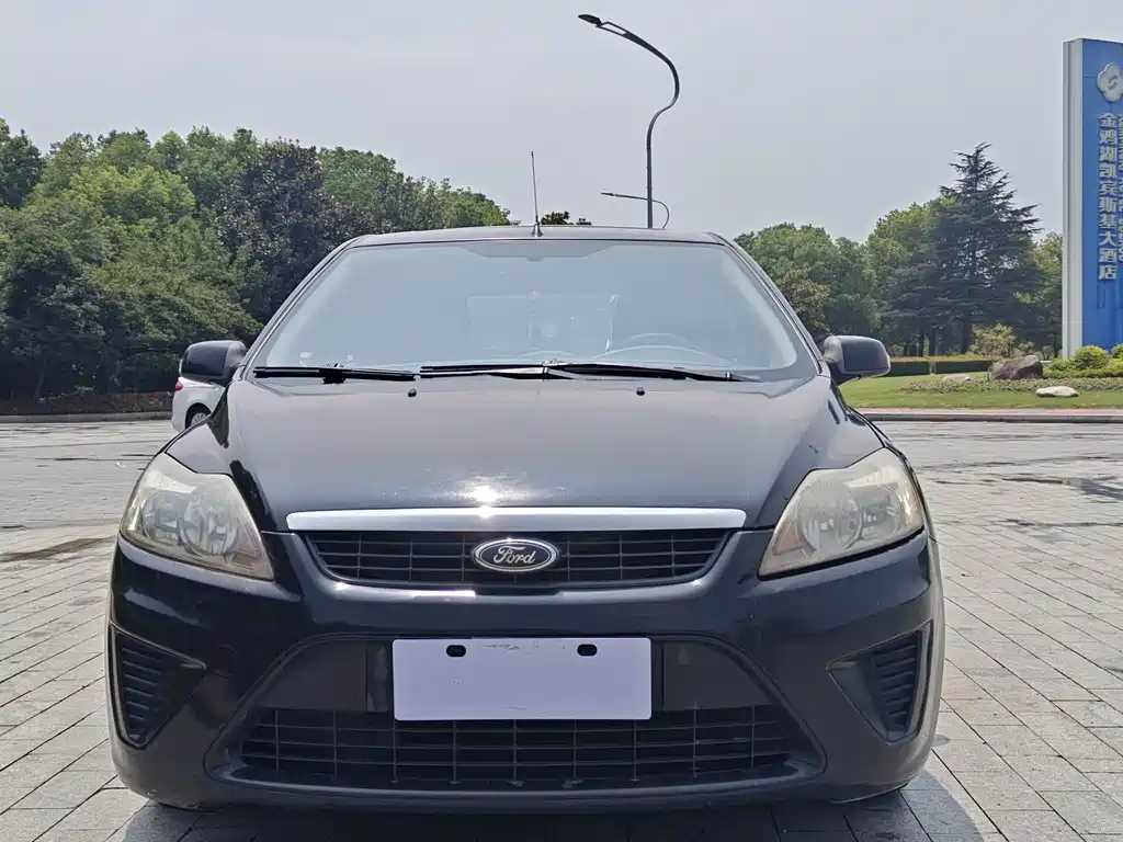 FORD FOCUS 2011