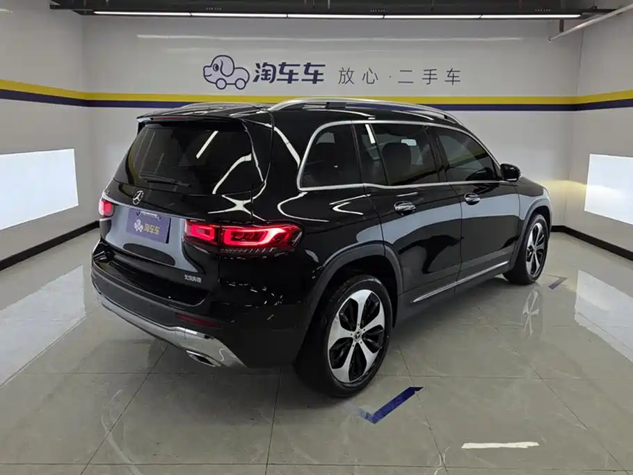 MERCEDES BENZ GLB 2022
