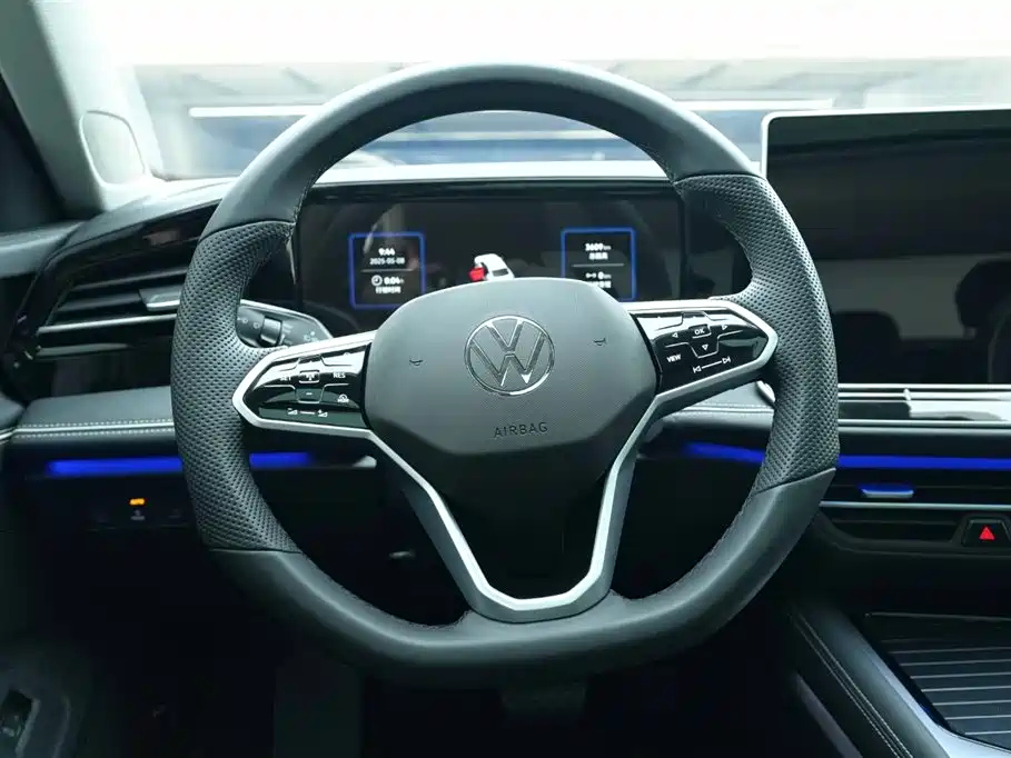 VOLKSWAGEN MAGOTAN 2024