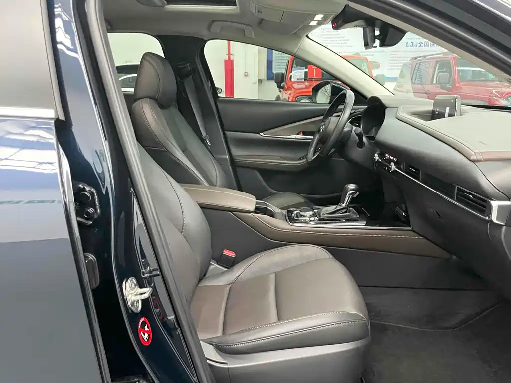 MAZDA CX-30 2021