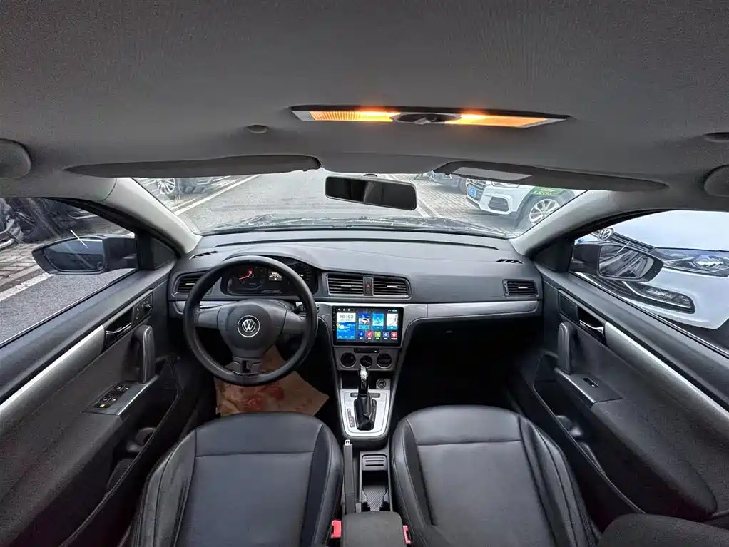 VOLKSWAGEN LAVIDA 2017