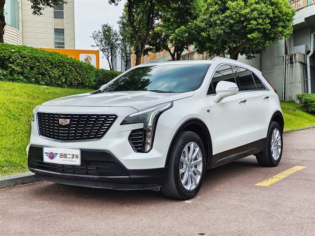 CADILLAC XT4 2021