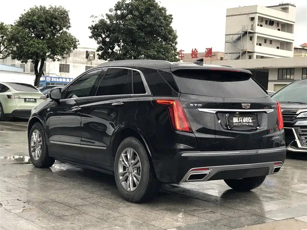 CADILLAC XT5 2022