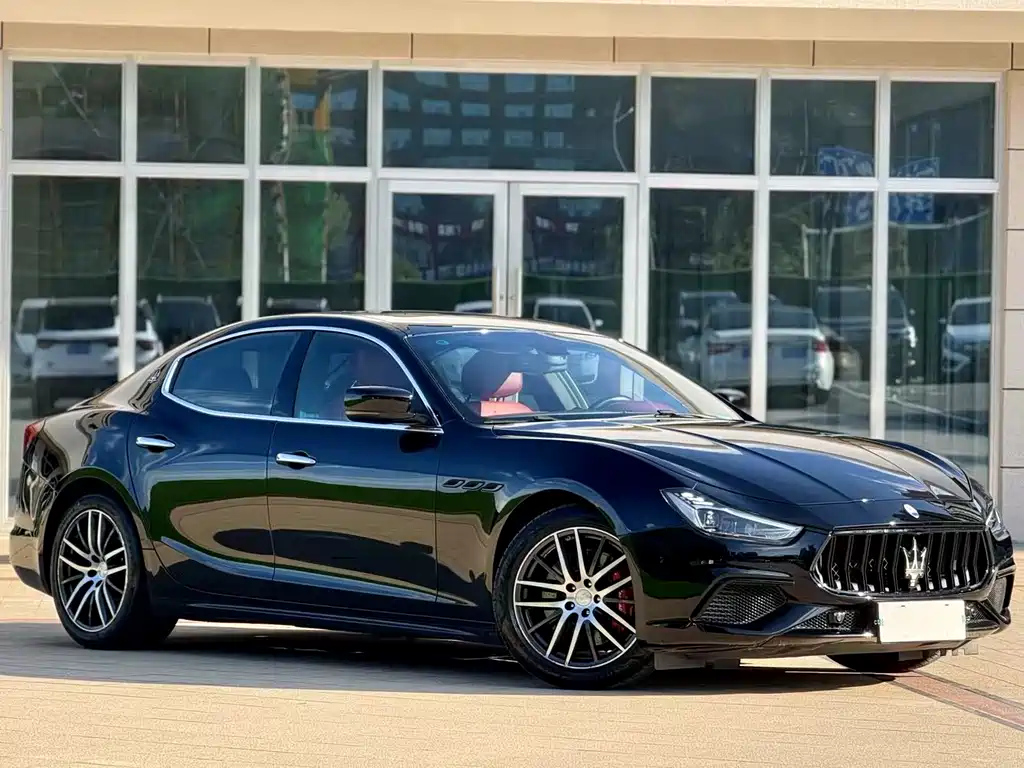 MASERATI GHIBLI 2017