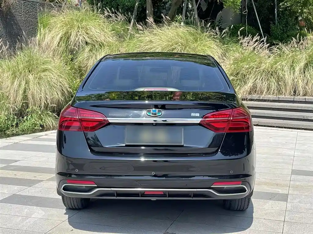 GEELY AUTO EMGRAND 2018