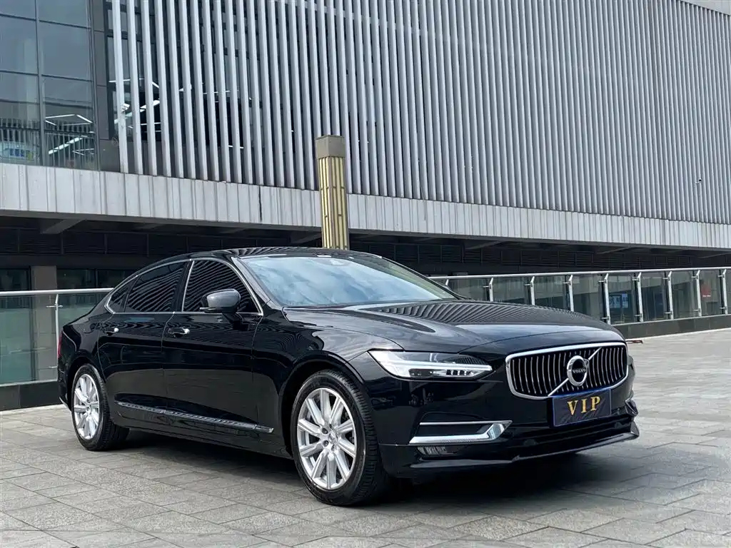 VOLVO S90 2020