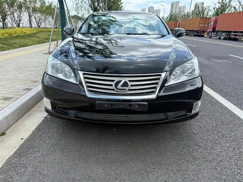 LEXUS ES 2012