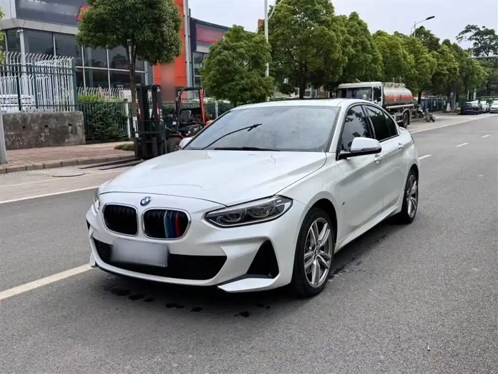 BMW 1-SERIES 2020