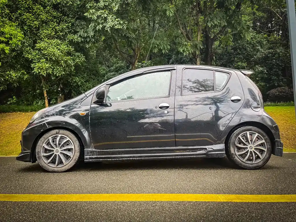 BYD F0 2015