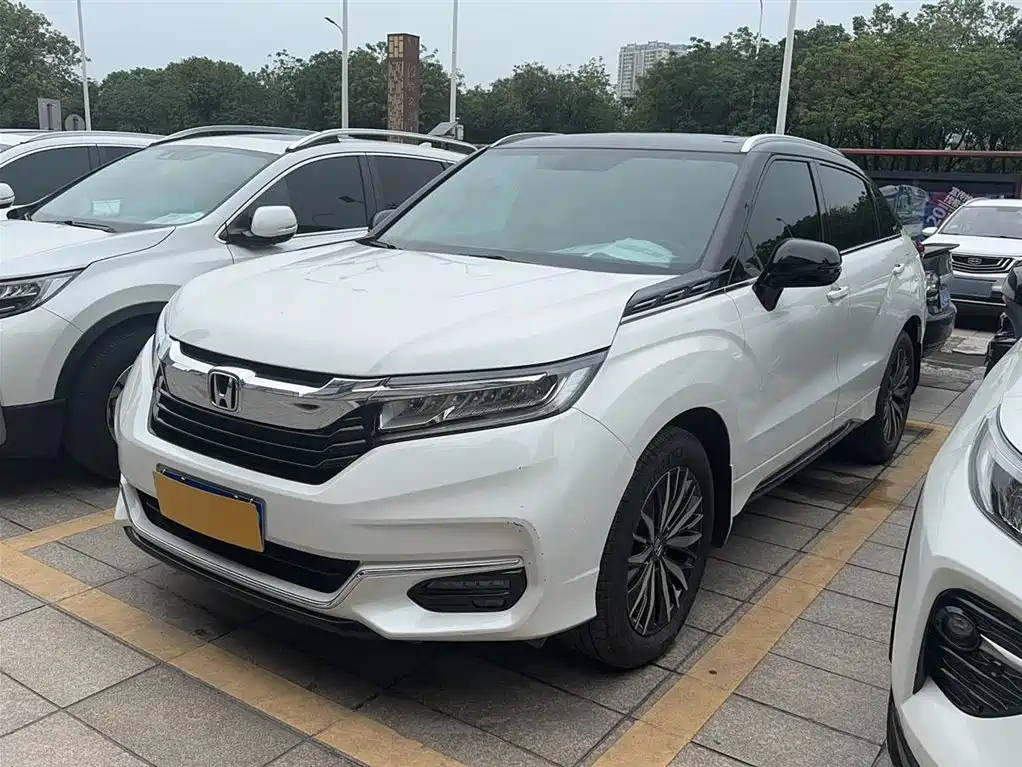 HONDA AVANCIER 2020