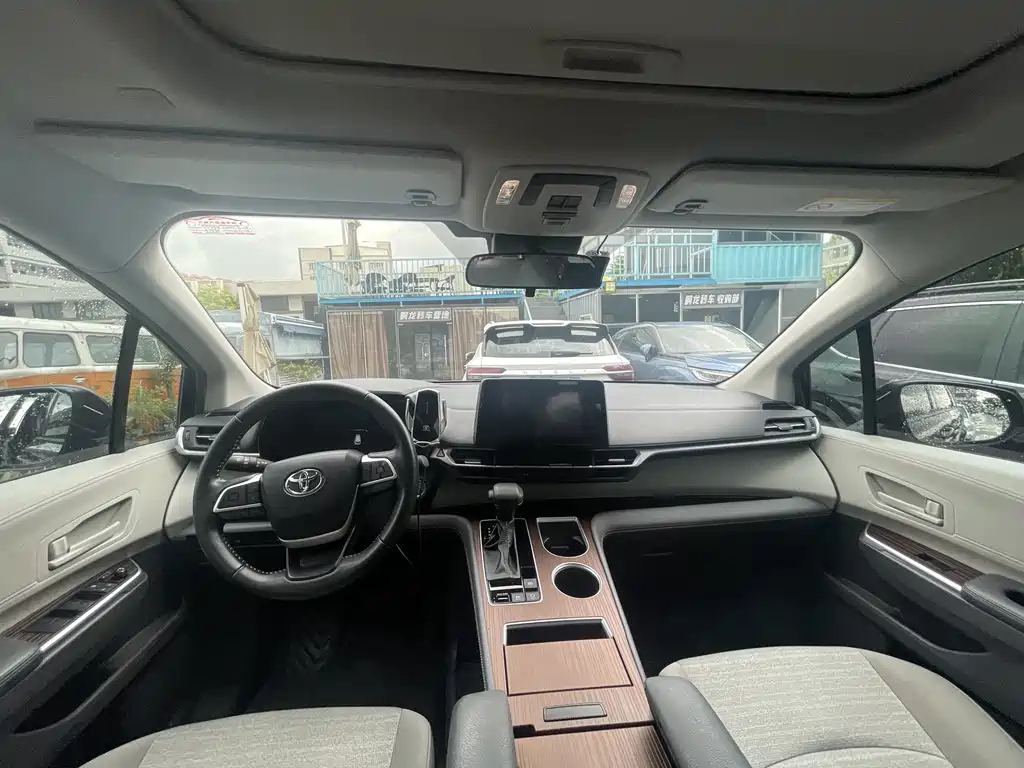 TOYOTA SIENNA SIENNA 2023