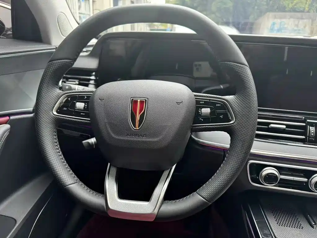 HONGQI HS5 2025