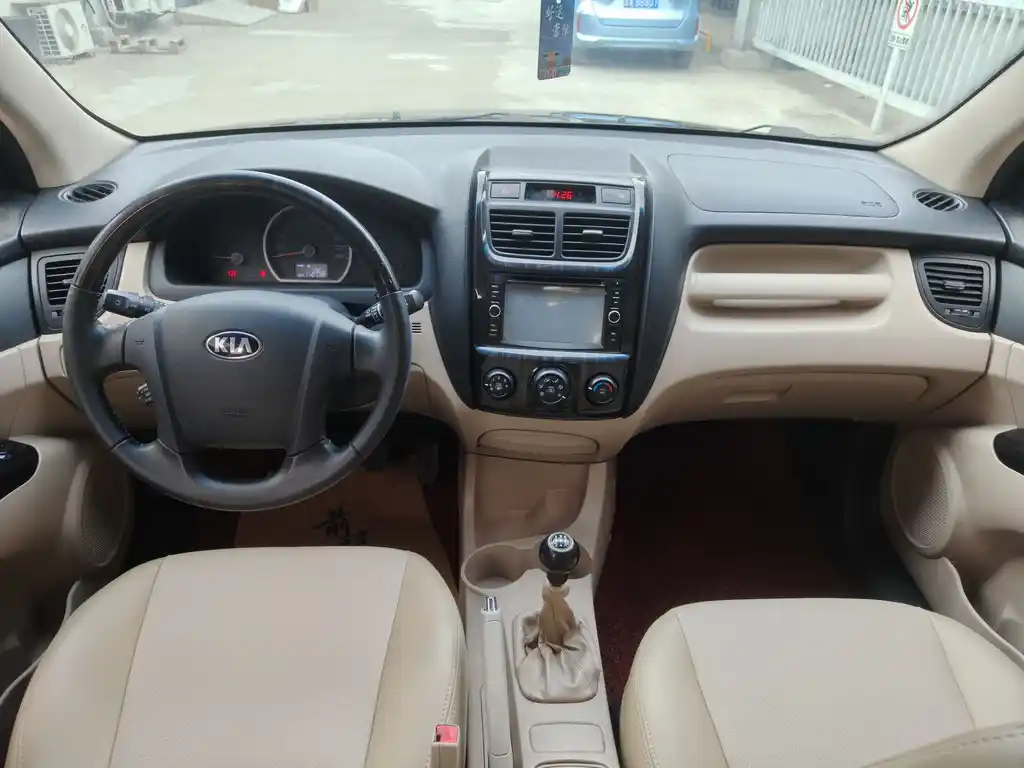 KIA SPORTAGE 2013