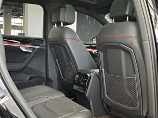 VOLKSWAGEN TOUAREG 2022 YEAR 3.0TSI SHARP & 2022