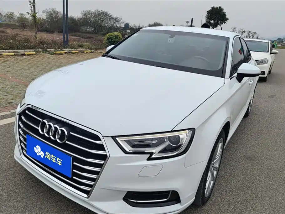 AUDI A3 2019