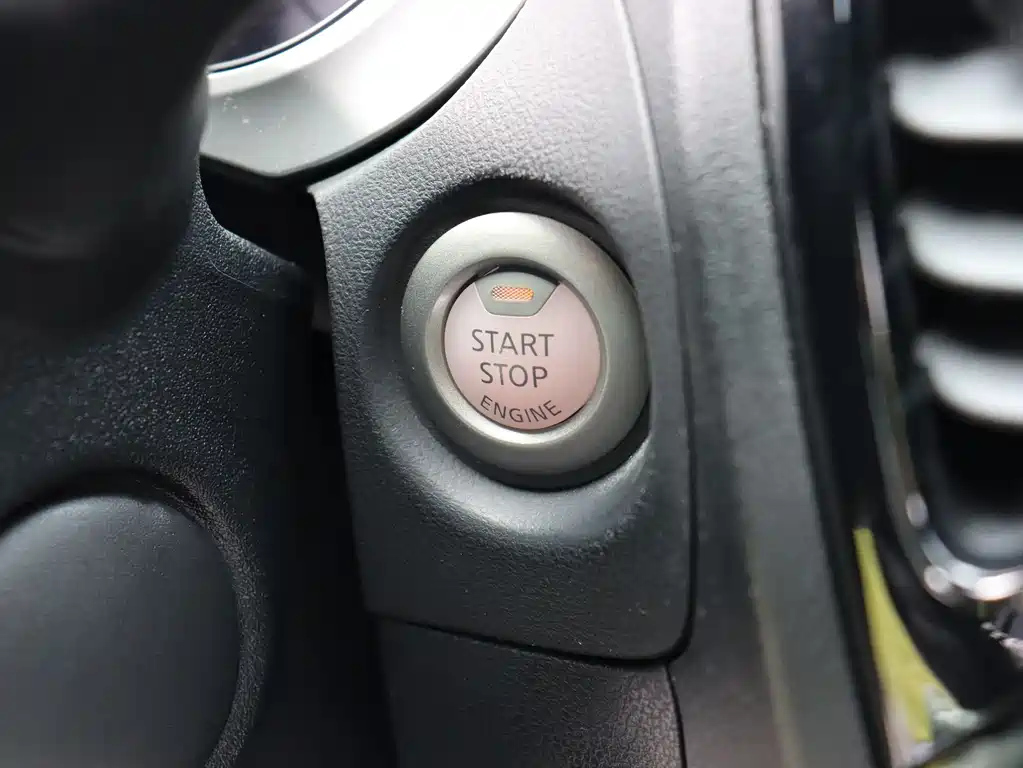 INFINITI ESQ 2017