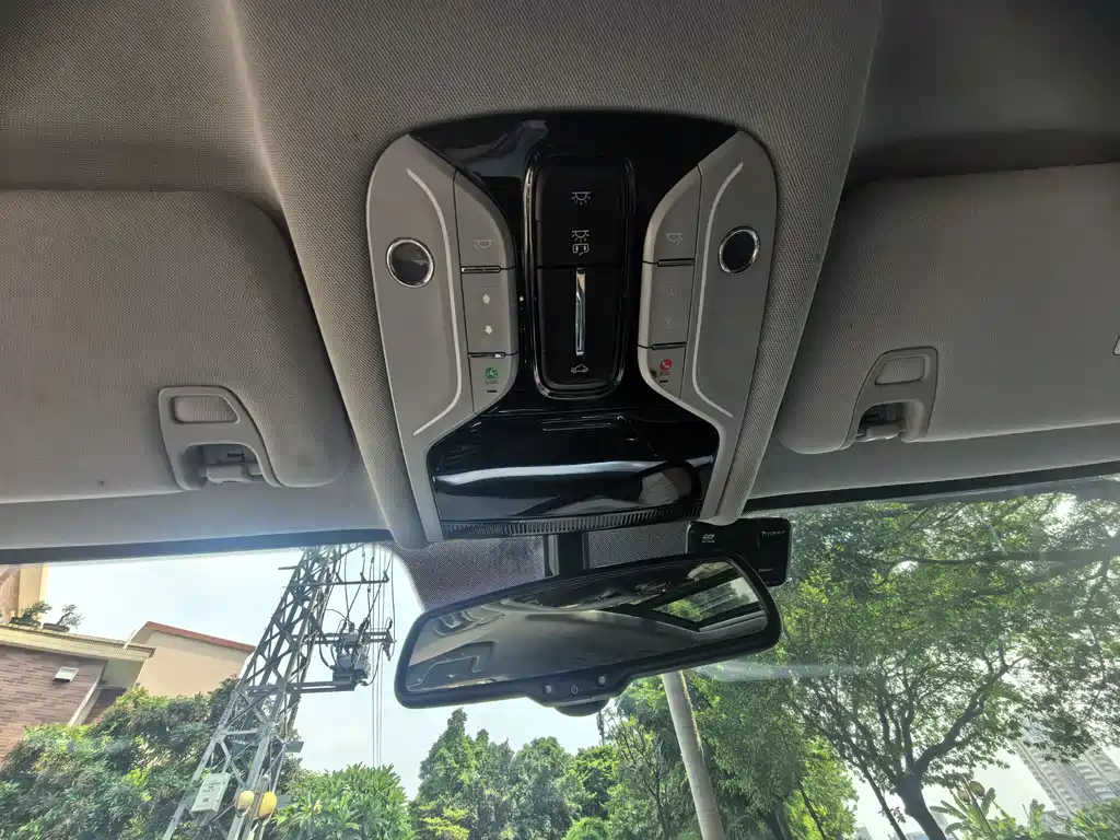 TRUMPCHI GS8 2017
