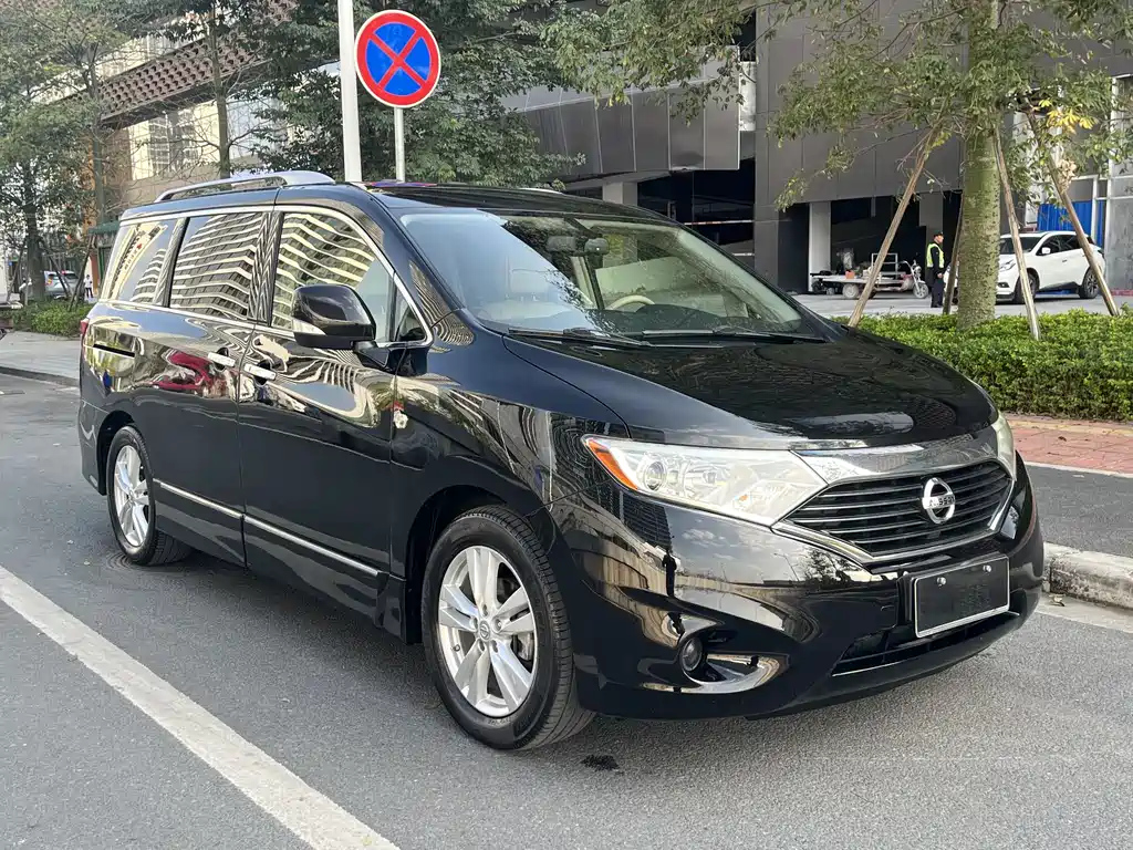 NISSAN QUEST 2014