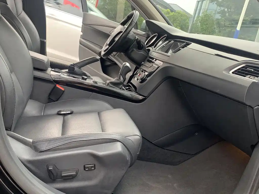 PEUGEOT 508 2013