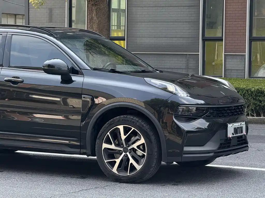 LYNK&CO 01 NEW ENERGY 2022