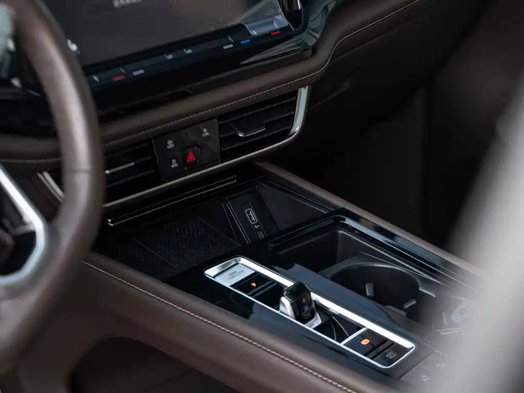 VOLKSWAGEN VILORAN 2022