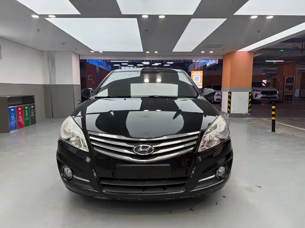 HYUNDAI CELESTA 2011
