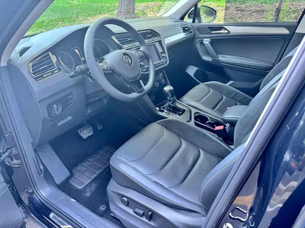 VOLKSWAGEN TIGUAN L 2018
