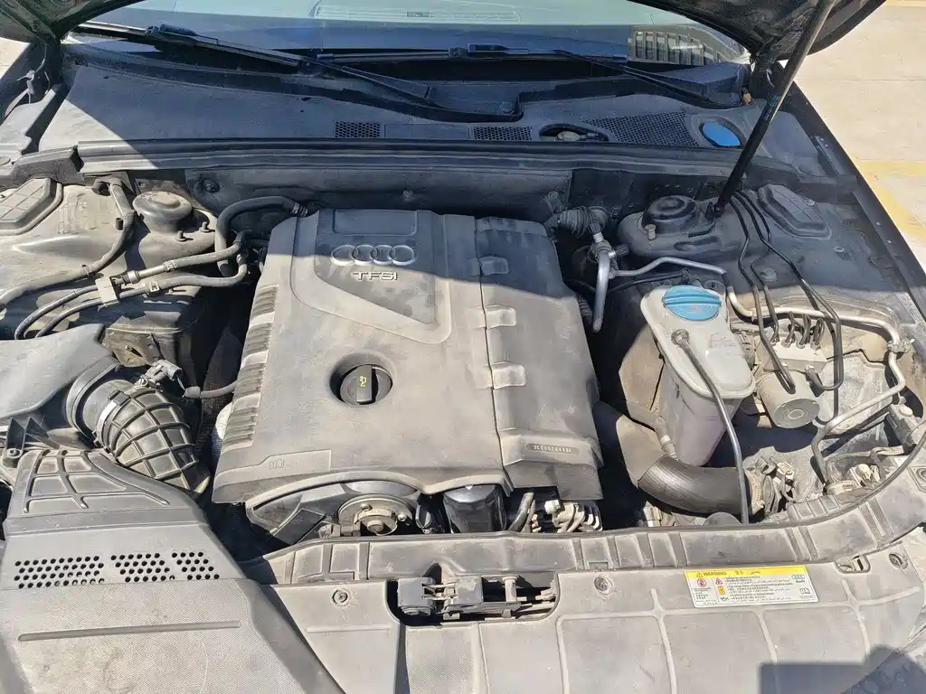 AUDI A4L 2012