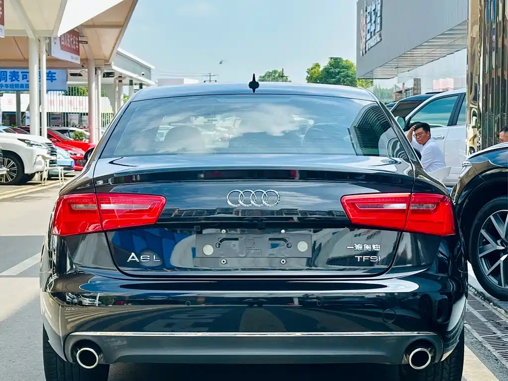 AUDI A6L 2012
