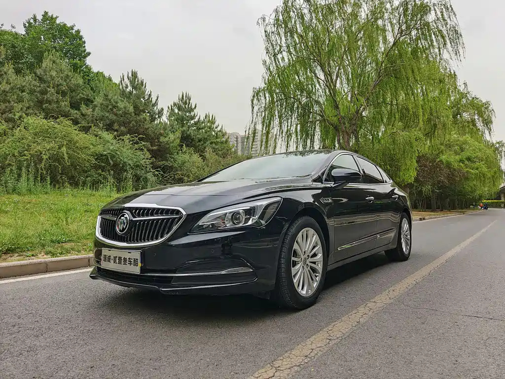 BUICK LACROSSE