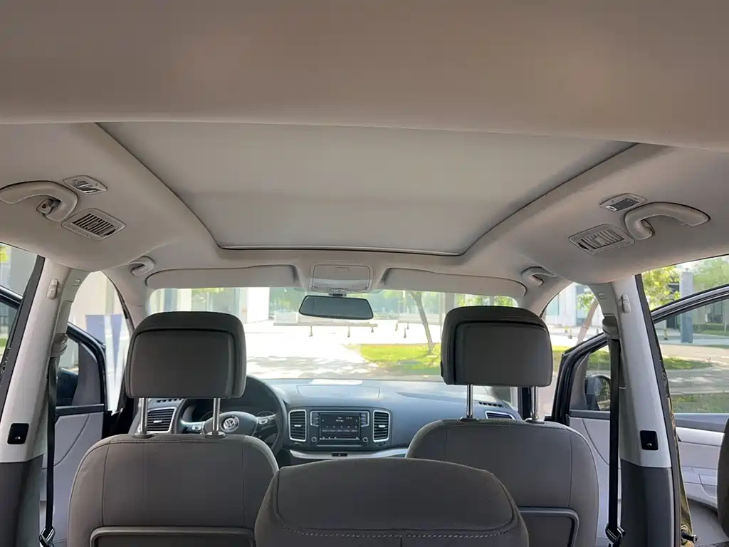 VOLKSWAGEN SHARAN 2016