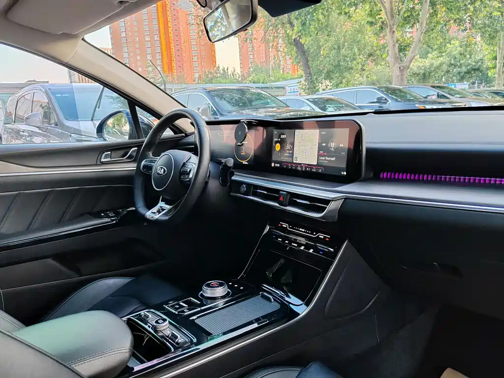 KIA K5 2021