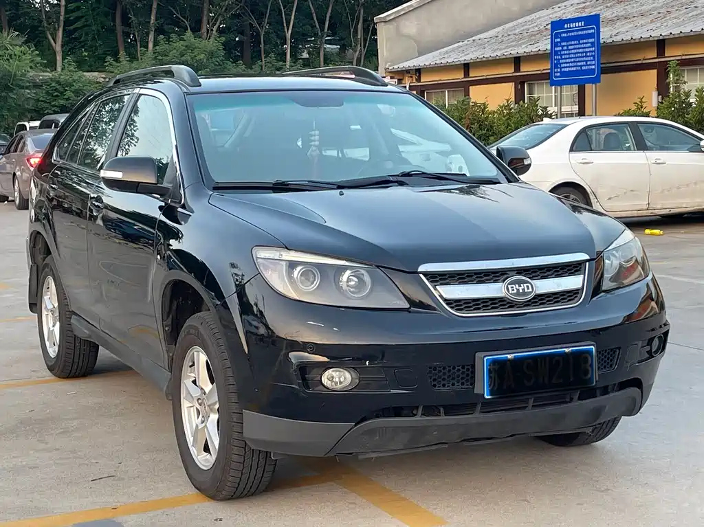 BYD S6 2014