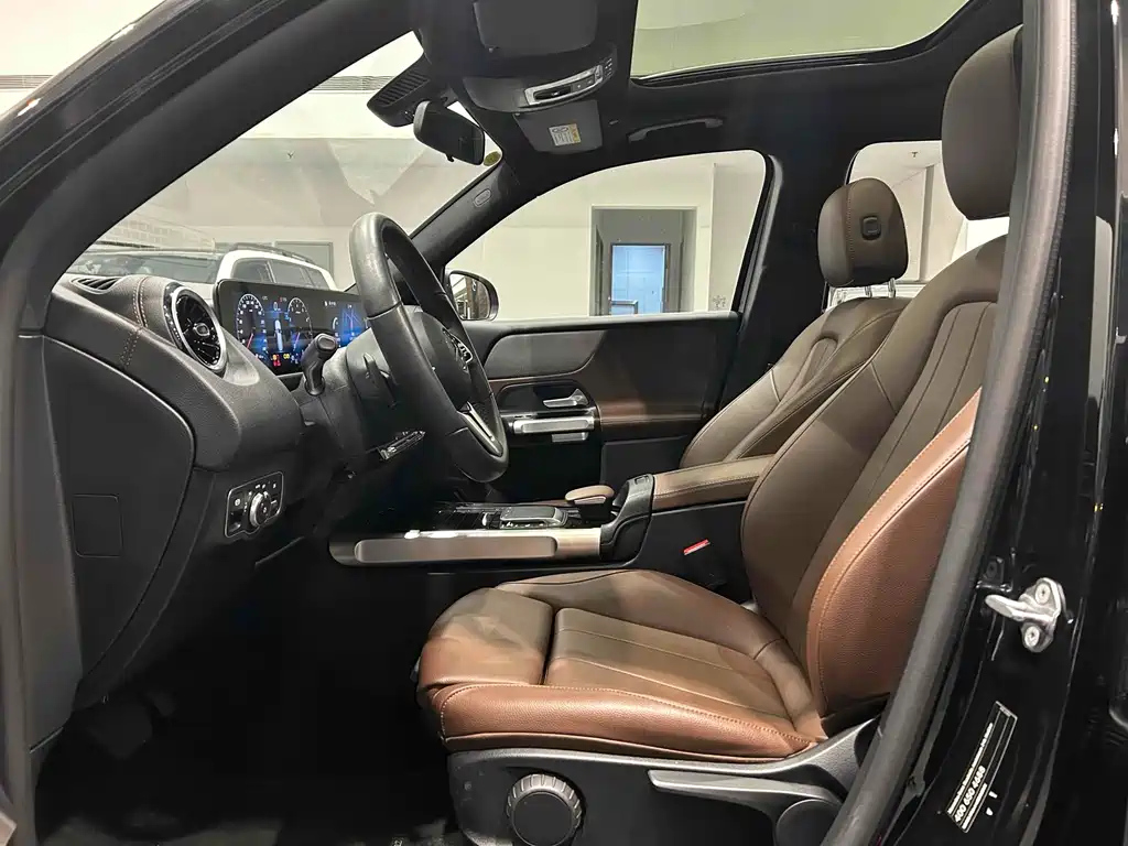 MERCEDES BENZ GLB 2022