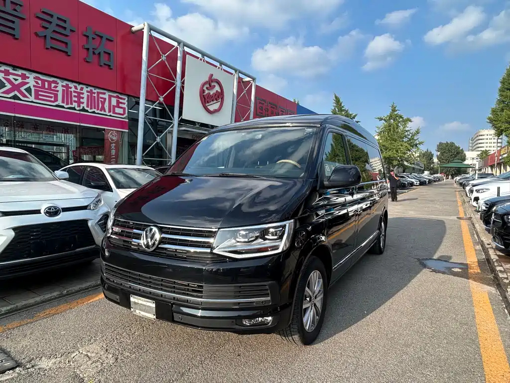 VOLKSWAGEN CARAVELLE 2018
