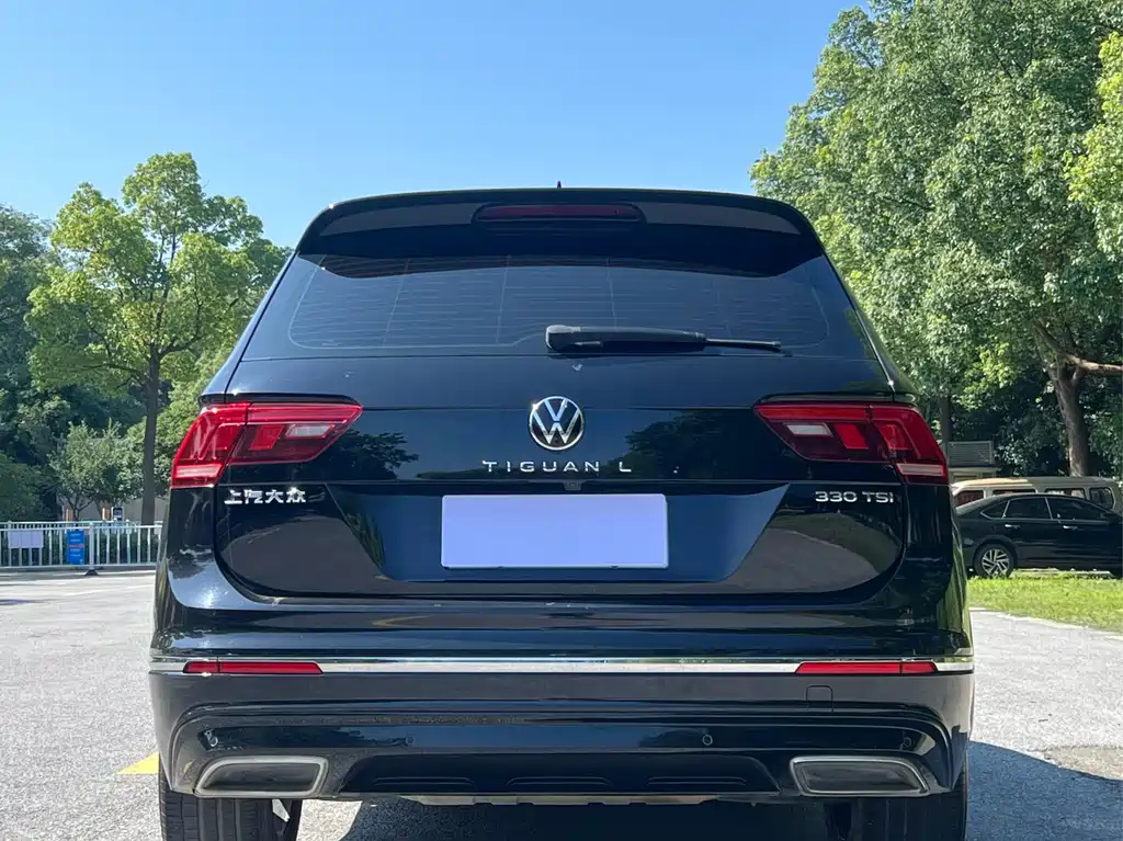 VOLKSWAGEN TIGUAN L 2021