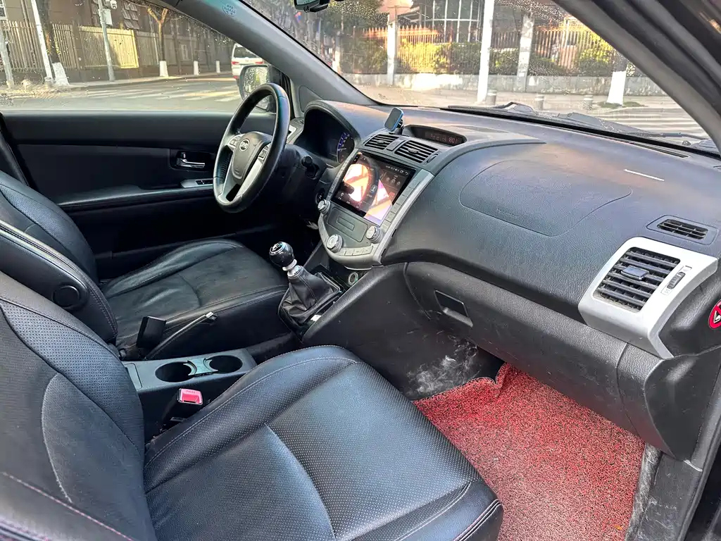 BYD S6 2014