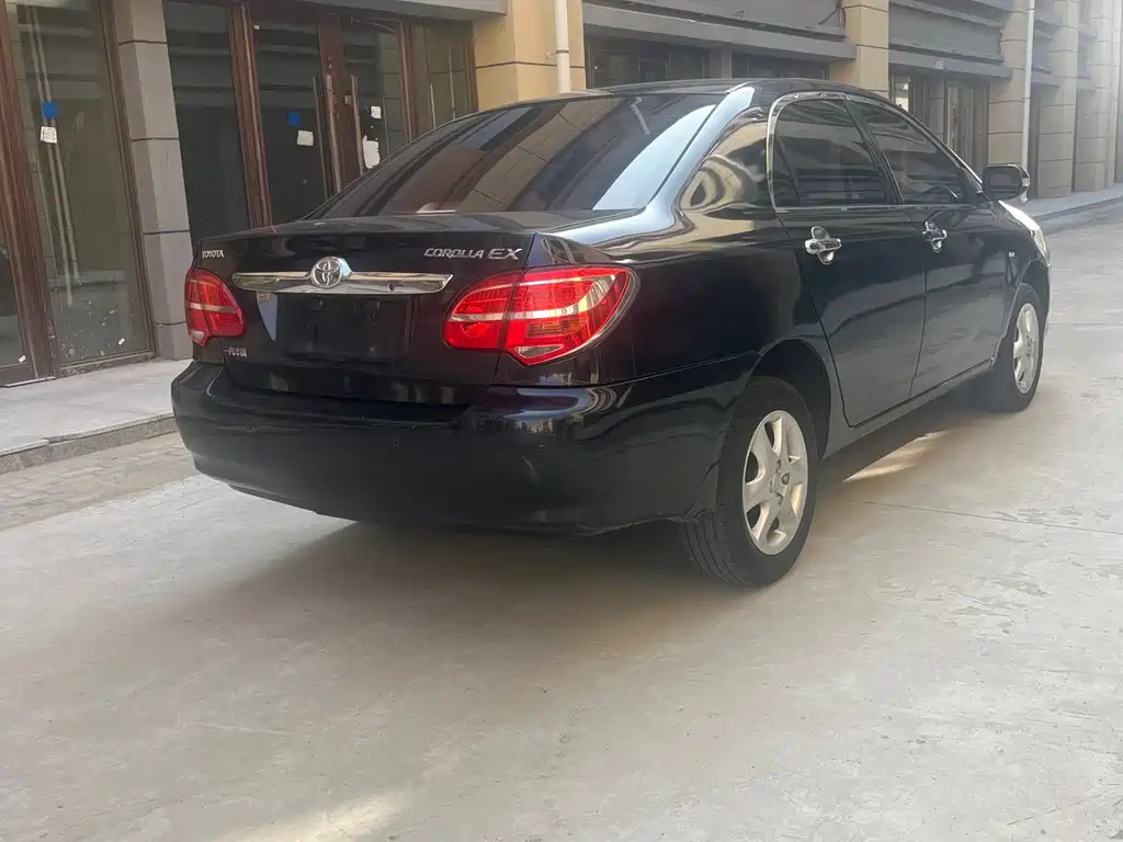 TOYOTA COROLLA 2013