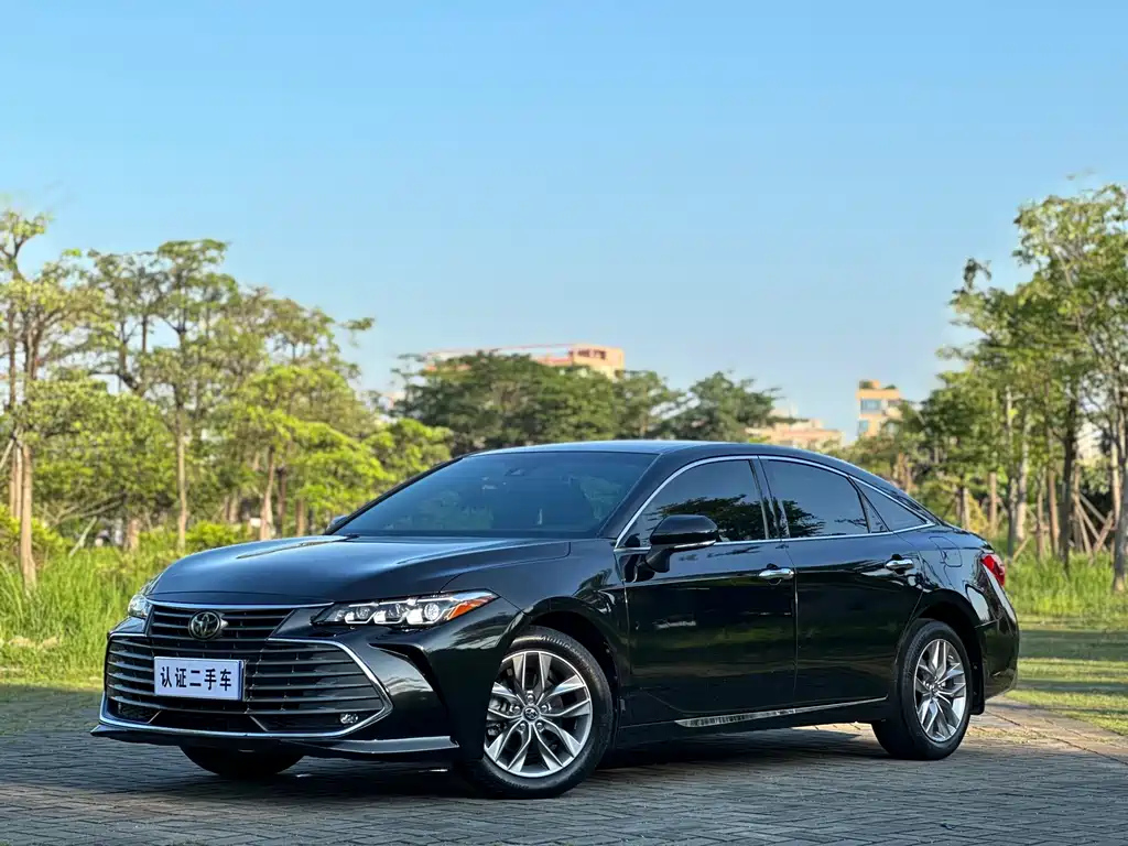 TOYOTA AVALON 2019