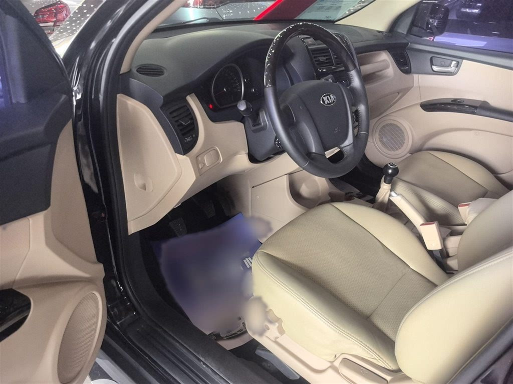 KIA SPORTAGE 2013