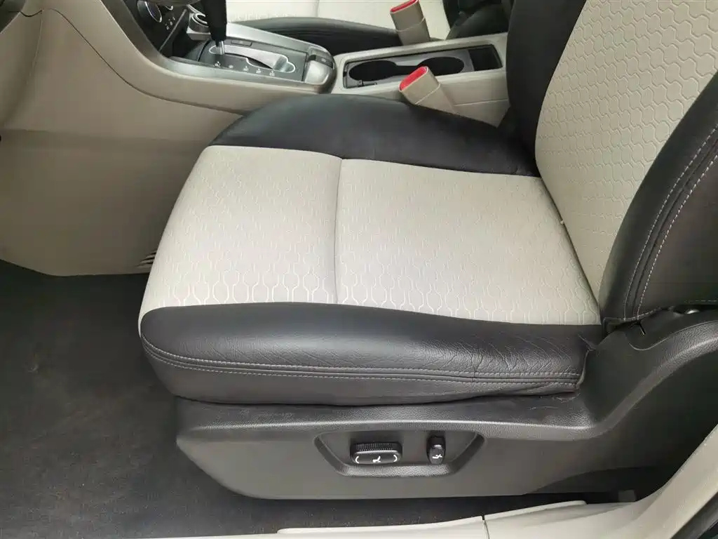 CHEVROLET CAPTIVA 2014