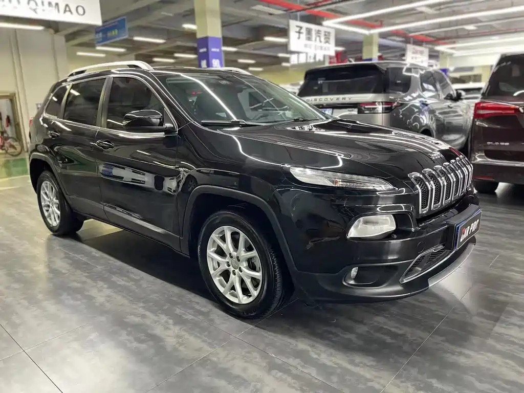 JEEP CHEROKEE 2020