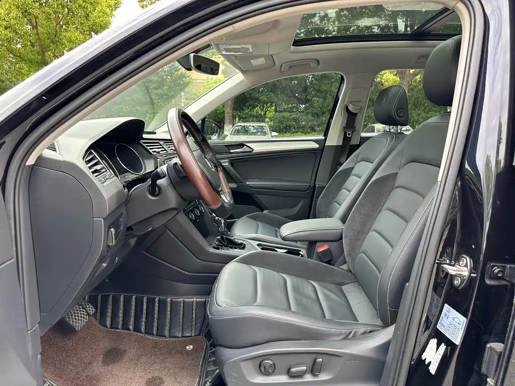 VOLKSWAGEN TIGUAN L 2017