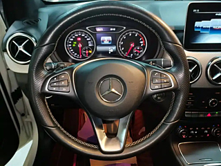 MERCEDES BENZ B-CLASS 2019 YEAR B 200 FASHION 2019
