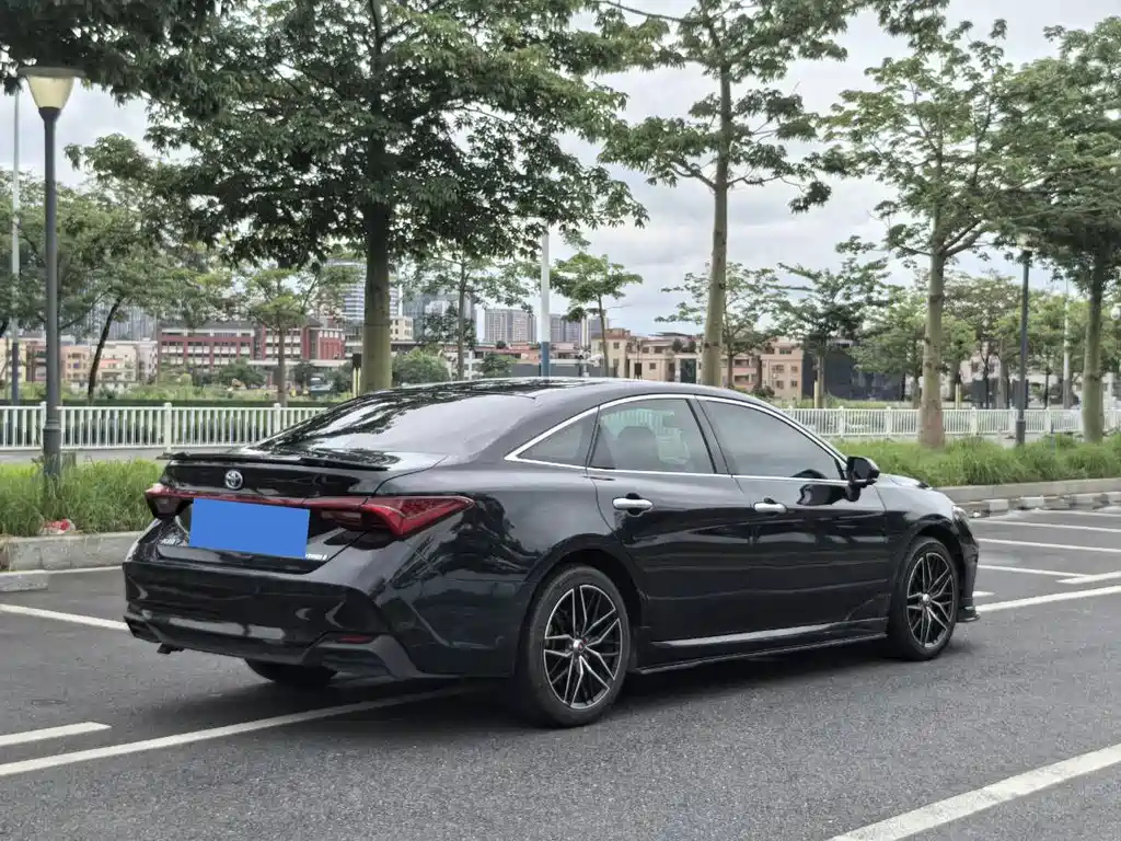 TOYOTA AVALON 2019